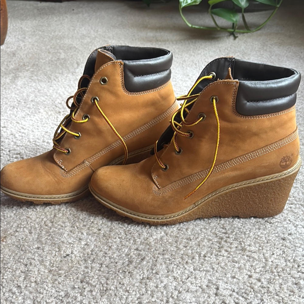 Timberland Women's Brown Wedge Boots